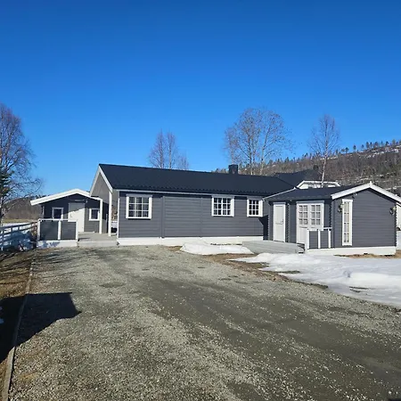 T - Stua * Moen (Troms)
